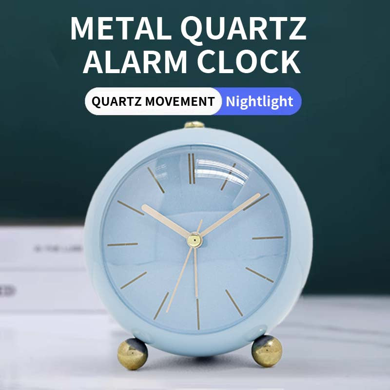 1pc of 5-Inch Multicolored Compact Alarm Clock, Round Clock with a Metallic Feel, Creative And Stylish, Portable Silent Bedside Clock, Suitable for Bedroom And Living Room Decoration, Perfect As a Gift for Christmas, Valentine'S Day, And New Year