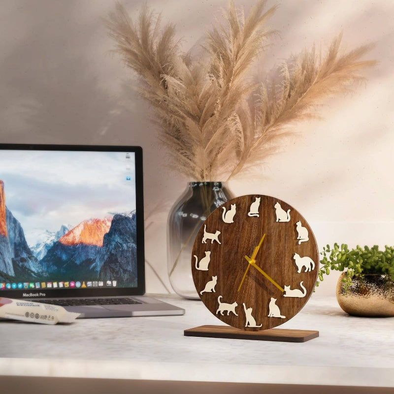Cute -Themed Silent Non-Ticking Desk Clock with Alarm - Resin Battery-Powered Irregular Shaped Modern Minimalist Design, Hands & Yellow Face, Silhouettes - Home Office Bedroom Living Room Decor, Easy-Read Large Numbers, No Electricity Needed